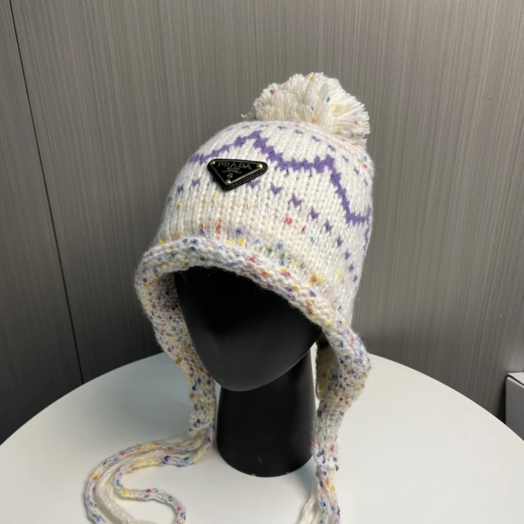 Prada Hat — 8abf4570