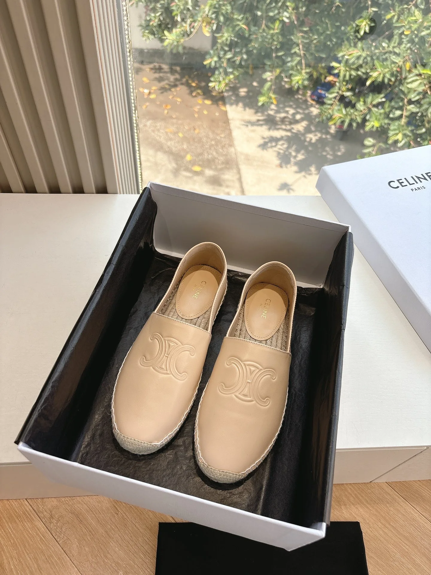 Celine Sneakers — 2fb3fac1