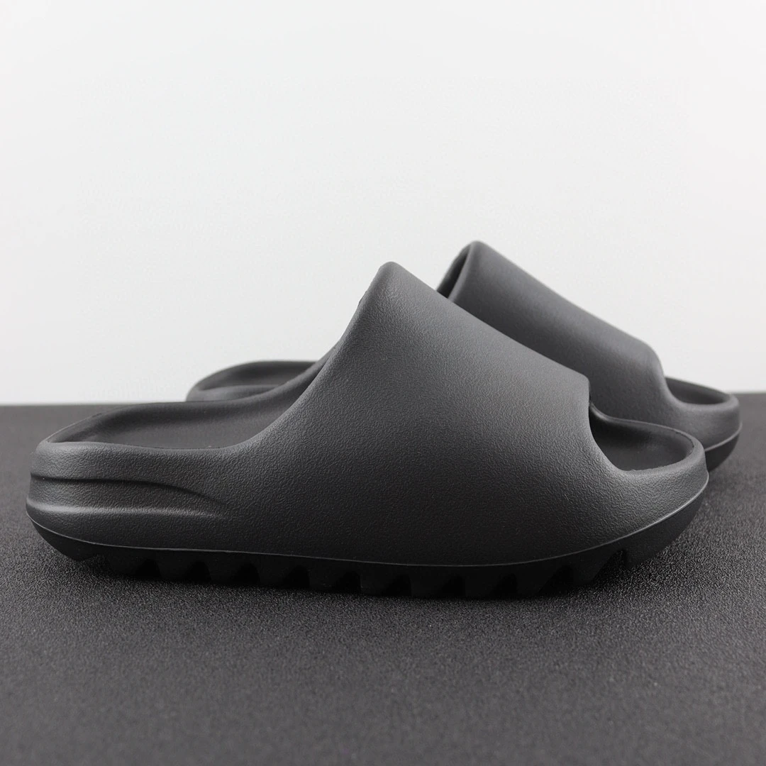 Adidas Slippers — 0fc5be84