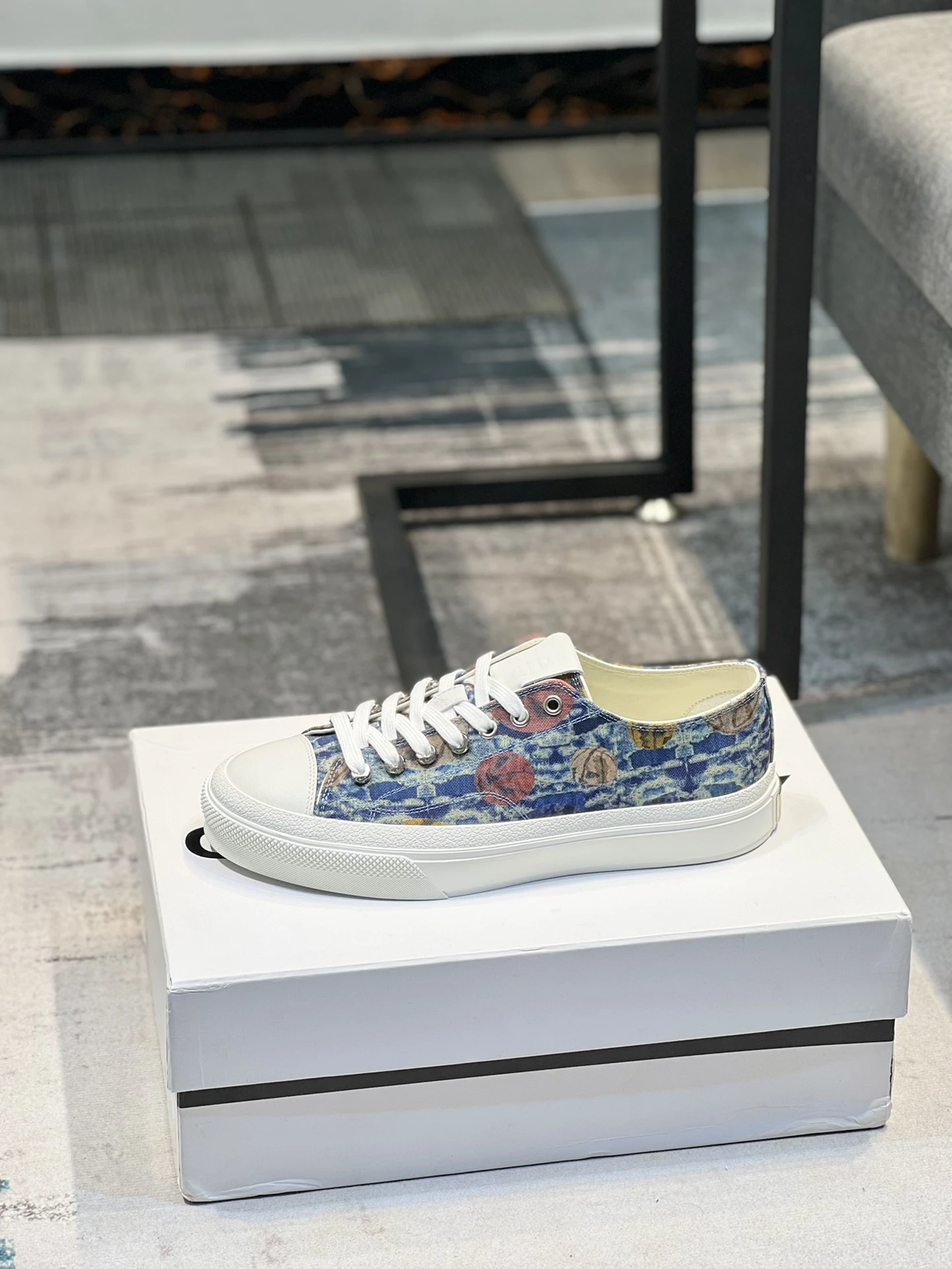 Givenchy Shoes — e05b9205
