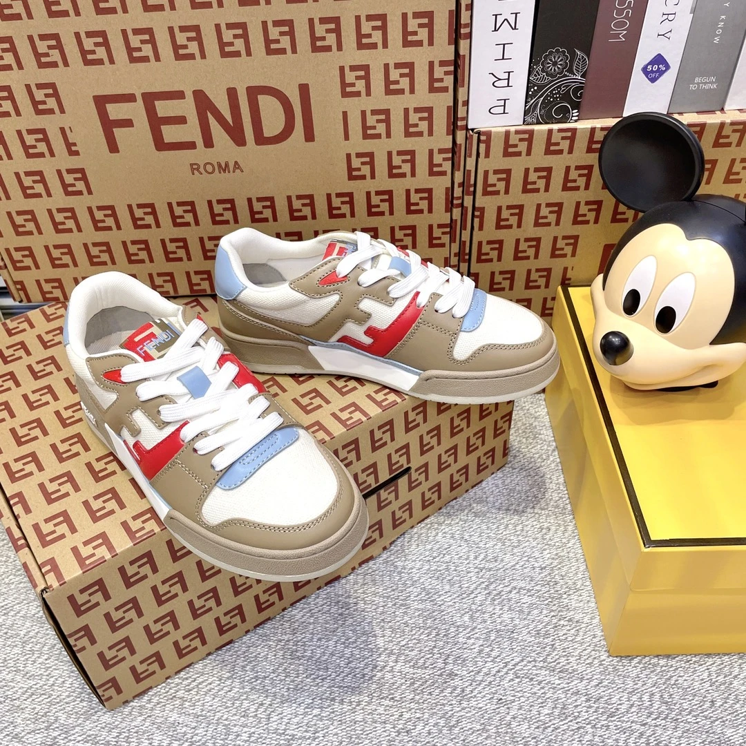 Fendi Sneakers — fb020420