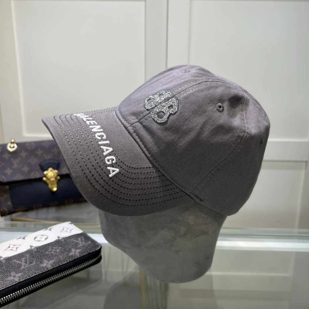 Balenciaga Hat — b93c668c