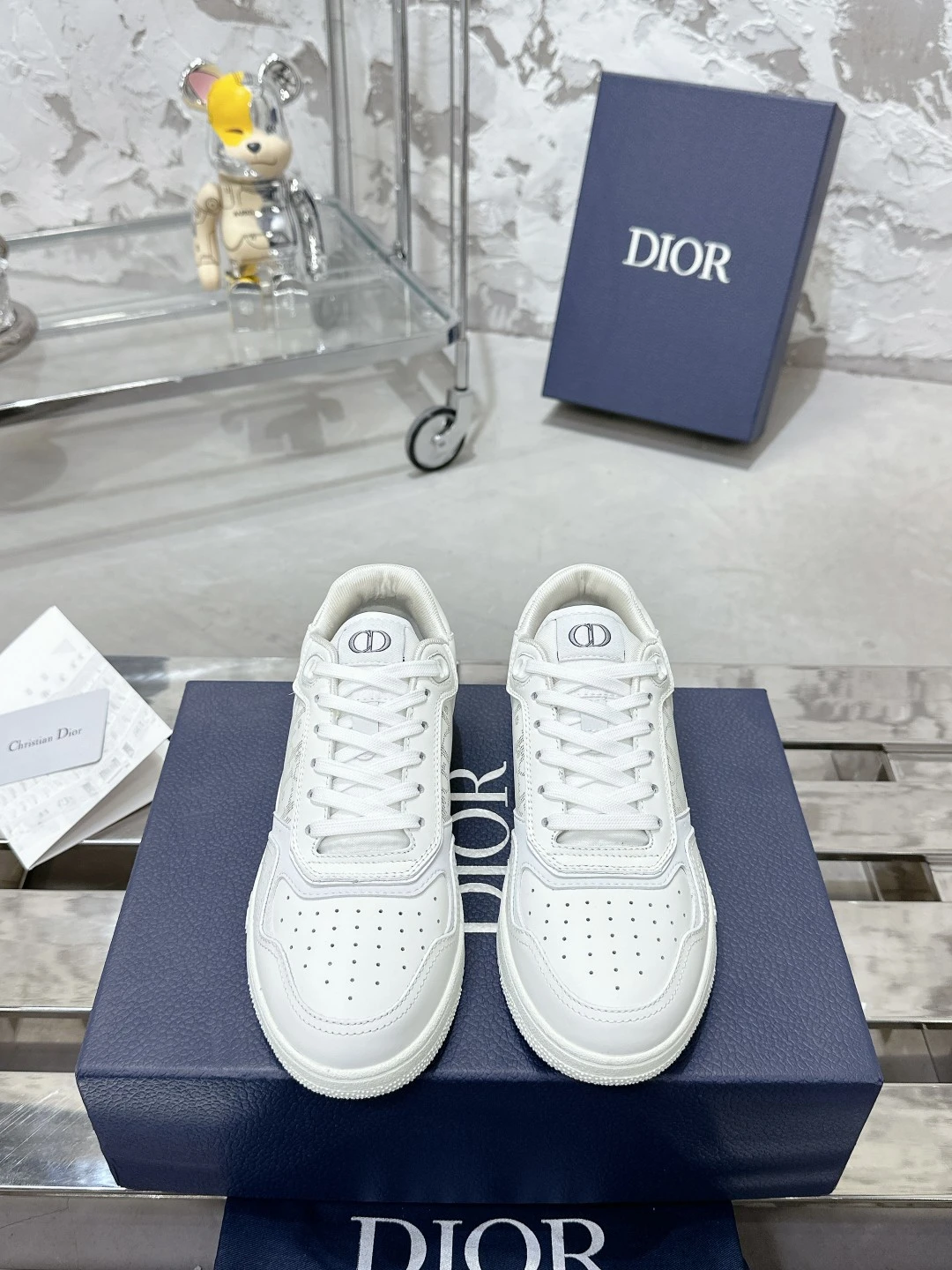 Dior Sneakers — c5fcf25d