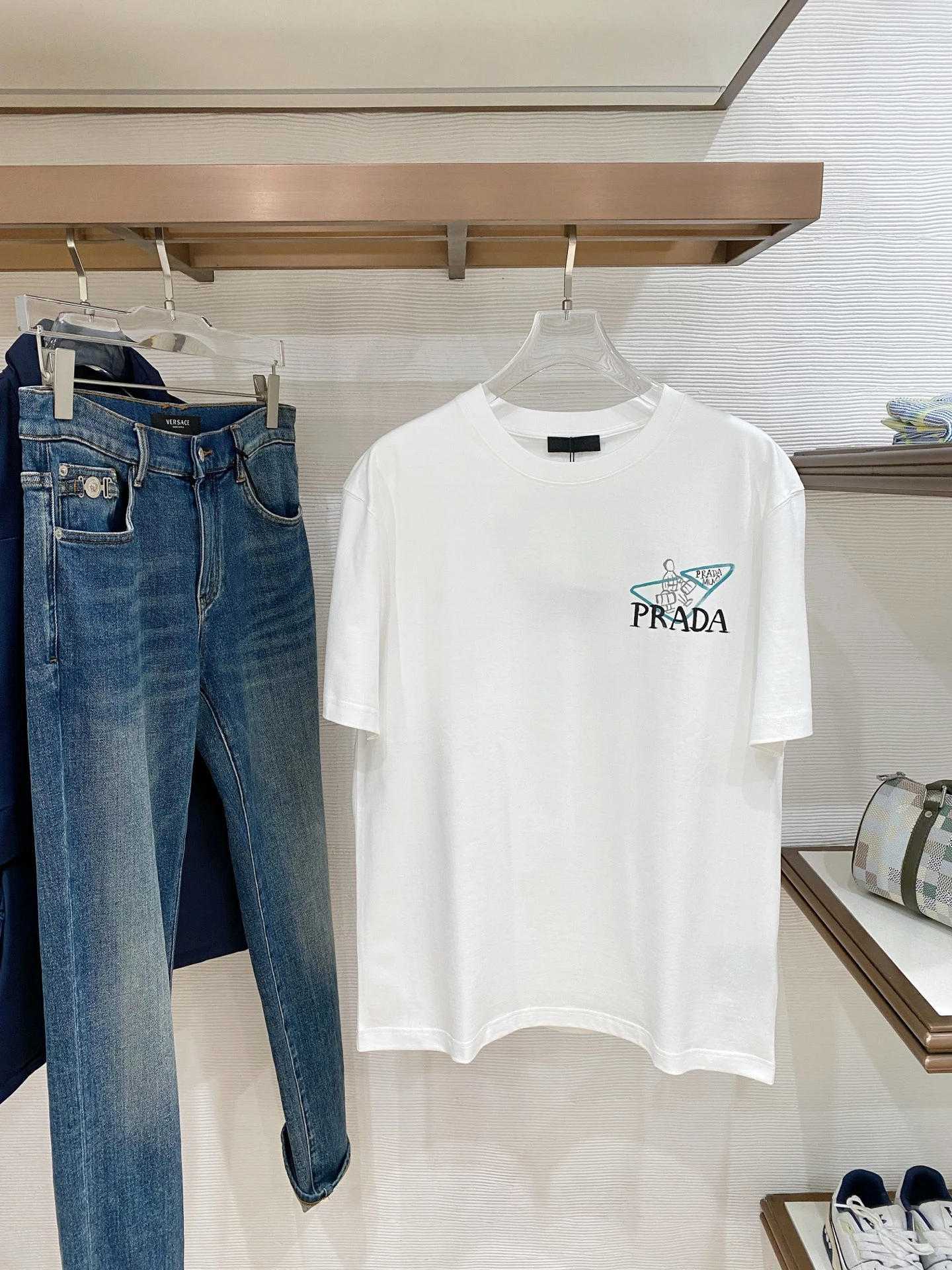 Prada T-Shirt — 8042c765