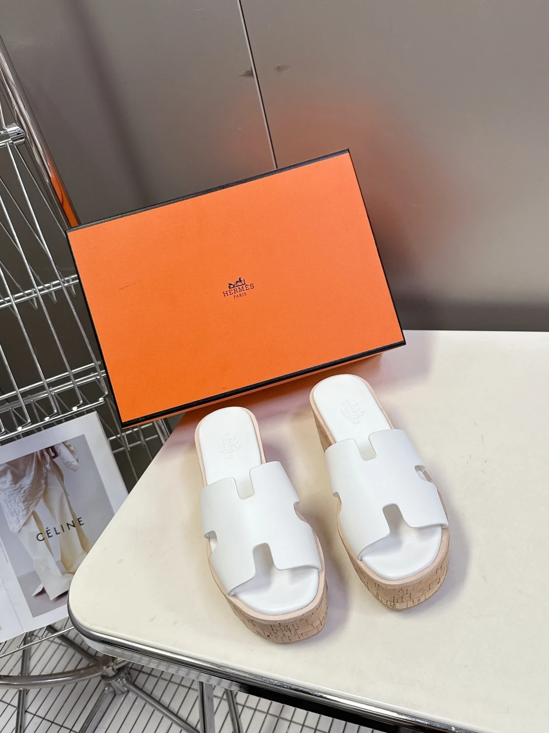 Hermès Slippers — 56b7899e