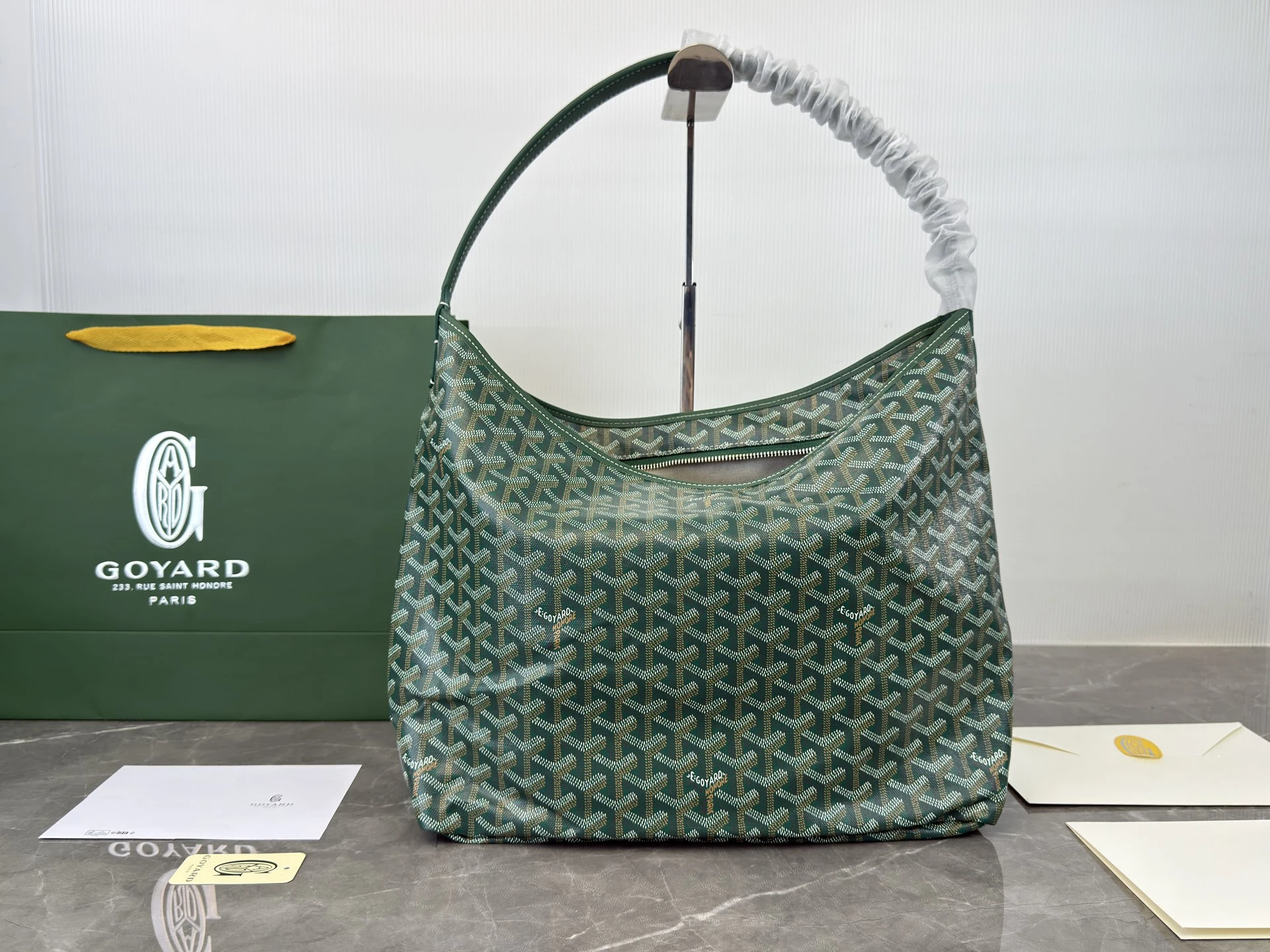 Goyard Bag — e6aac7d8