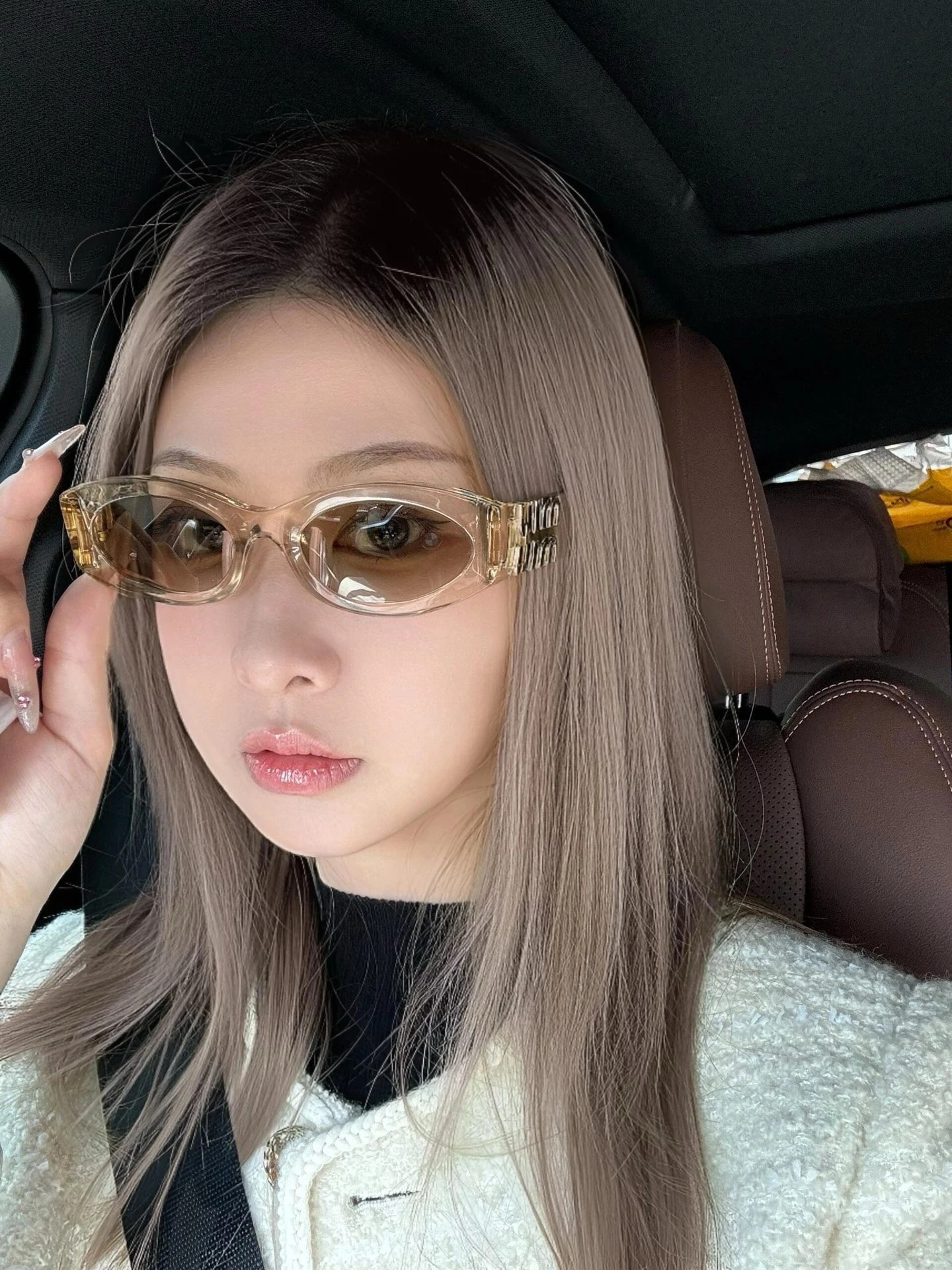 Miu Miu Eyewear — fa5ad4a9