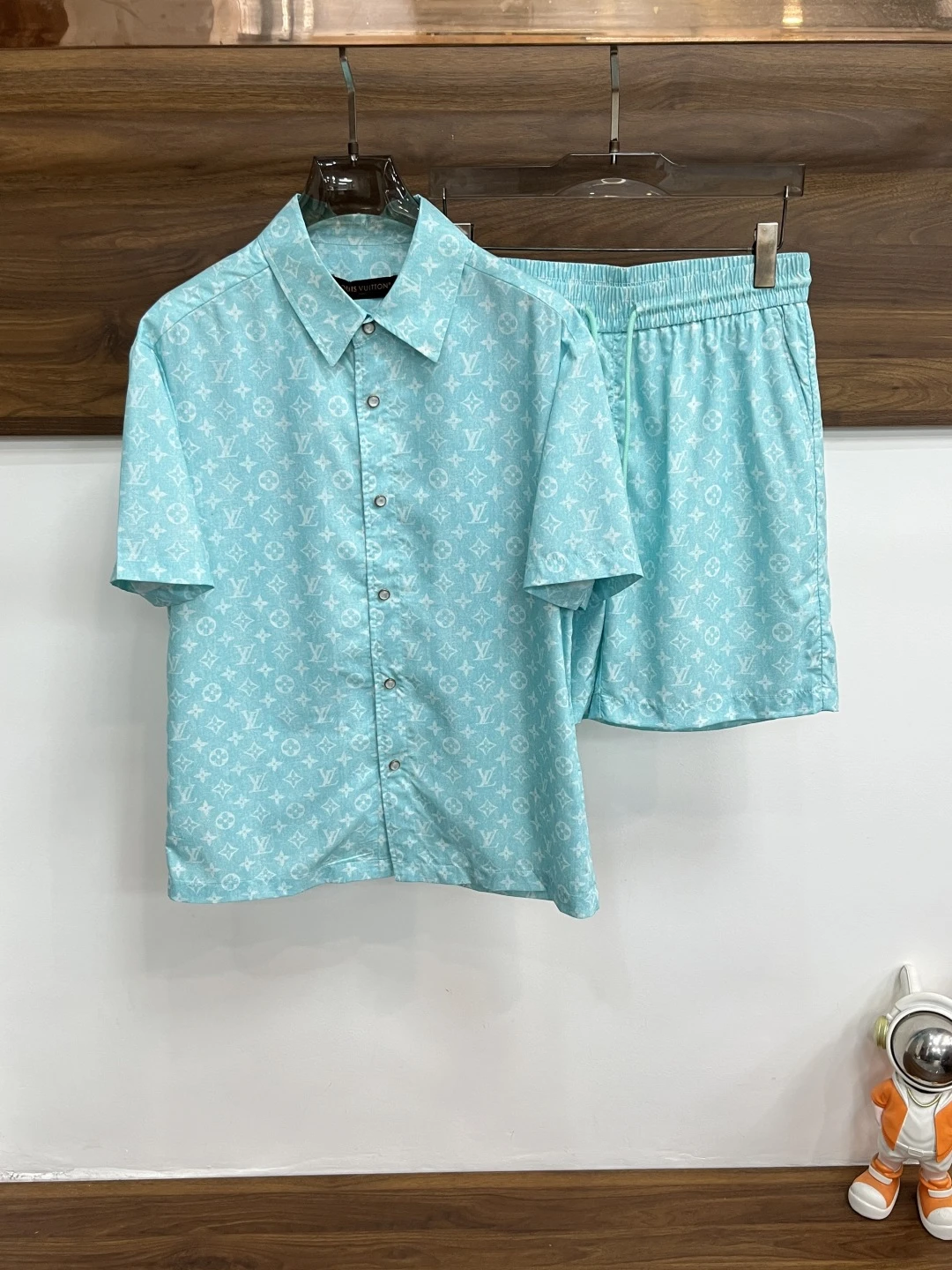 Louis Vuitton Matching Sets — 5f37187c