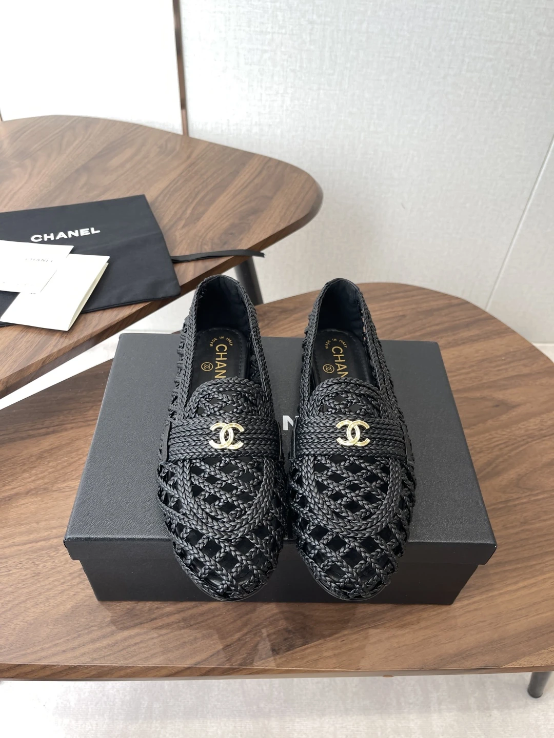 Chanel Shoes — db293877