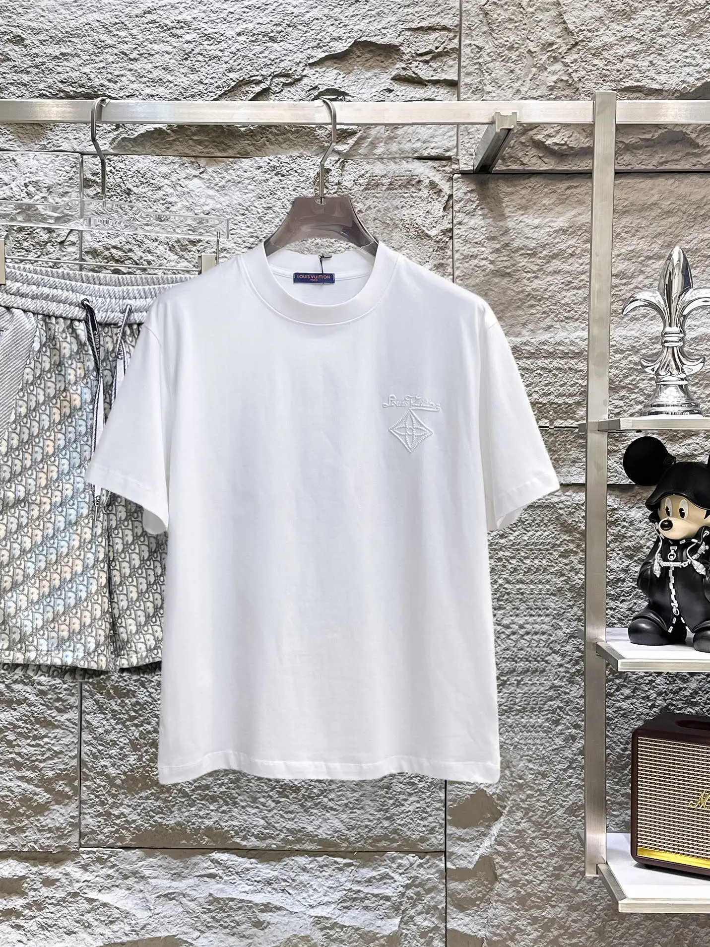 Louis Vuitton T-Shirt — 705f973e