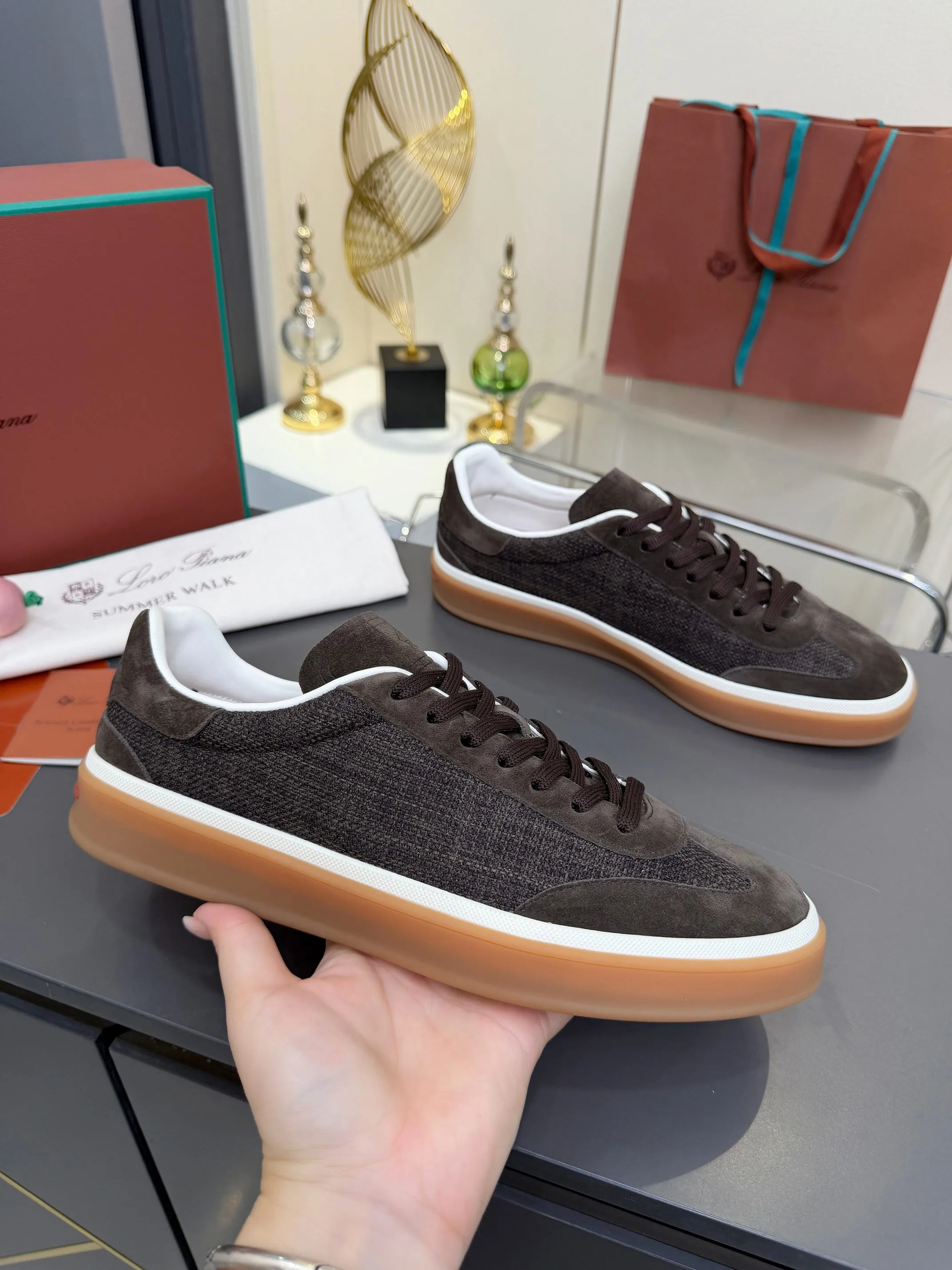 Loro Piana Sneakers — fb8f6de3