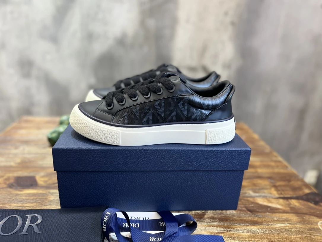 Dior Sneakers — efa790f5