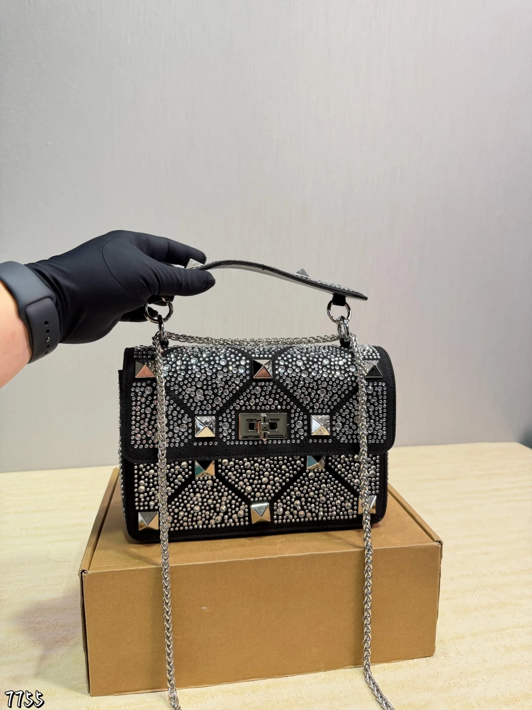 Valentino Bag — c2cf50d6