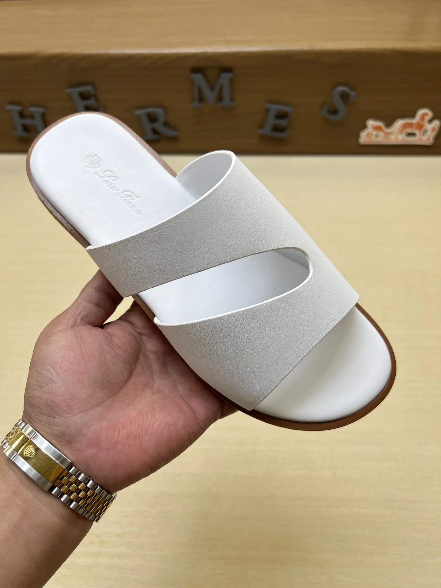 Loro Piana Slippers — 867f303e
