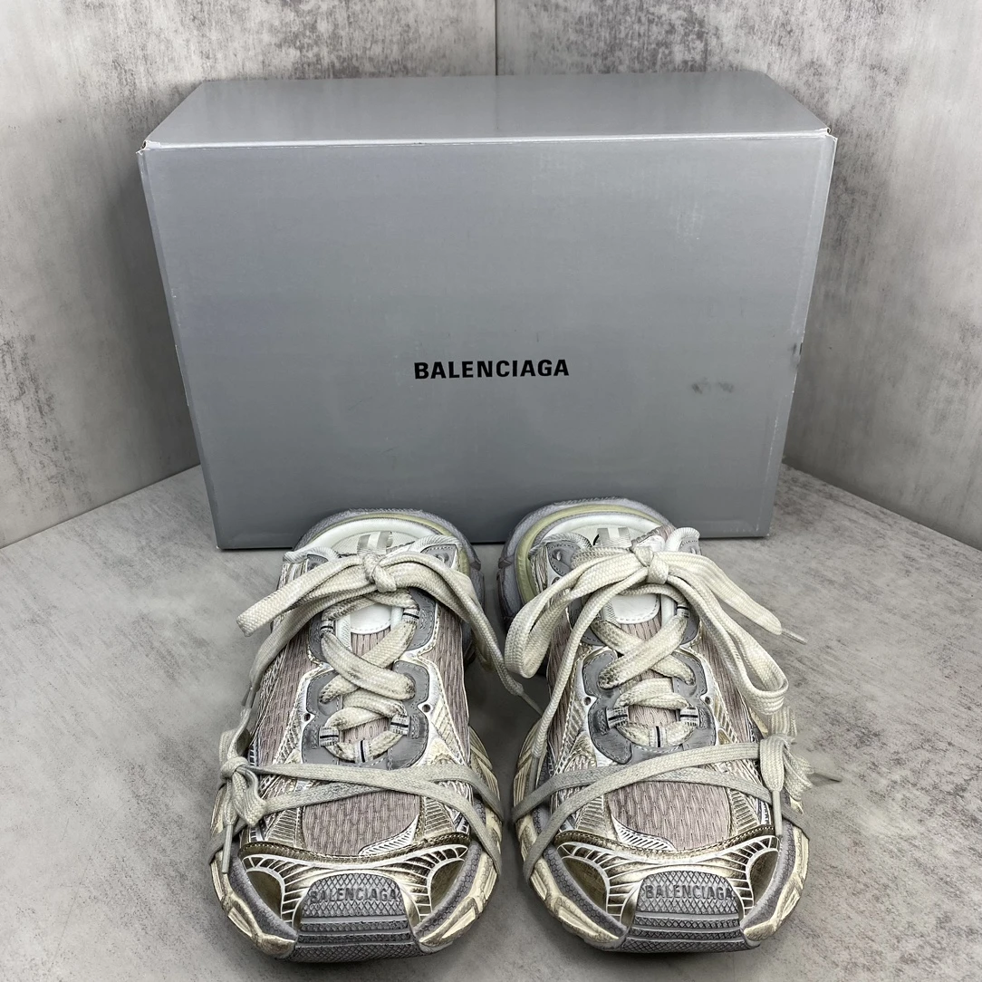 Balenciaga Sneakers — 25f3b72a