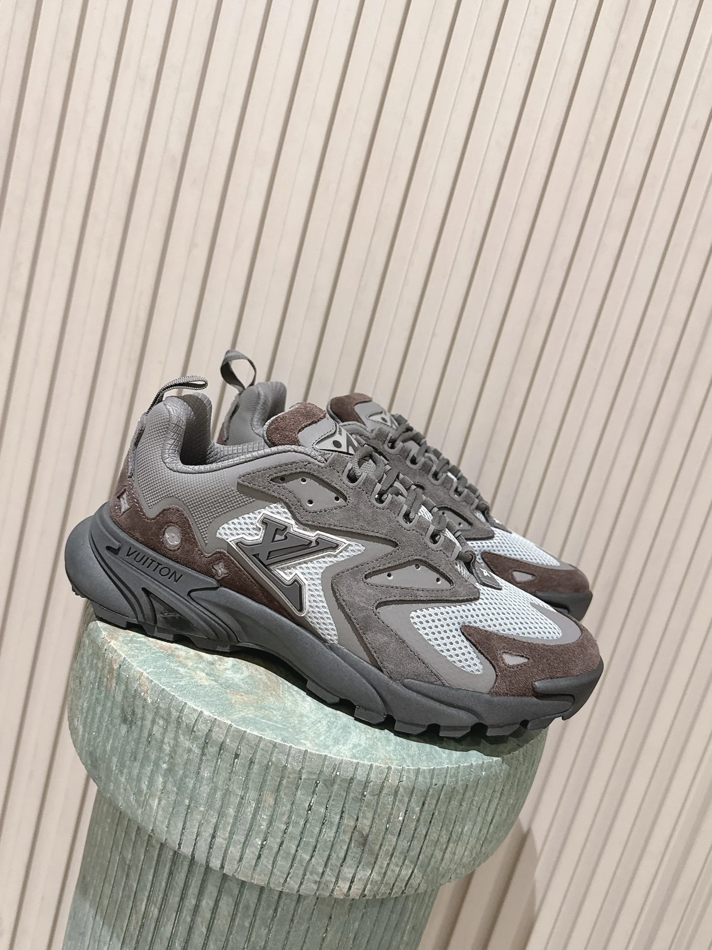 Louis Vuitton Sneakers — a8434629