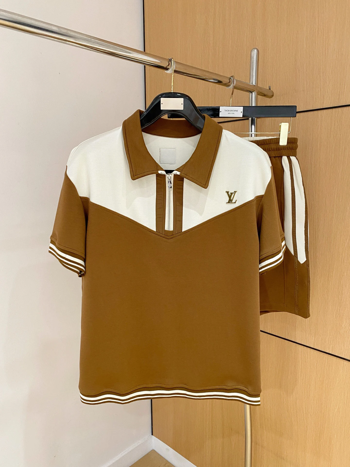 Louis Vuitton T-Shirt — a33226af