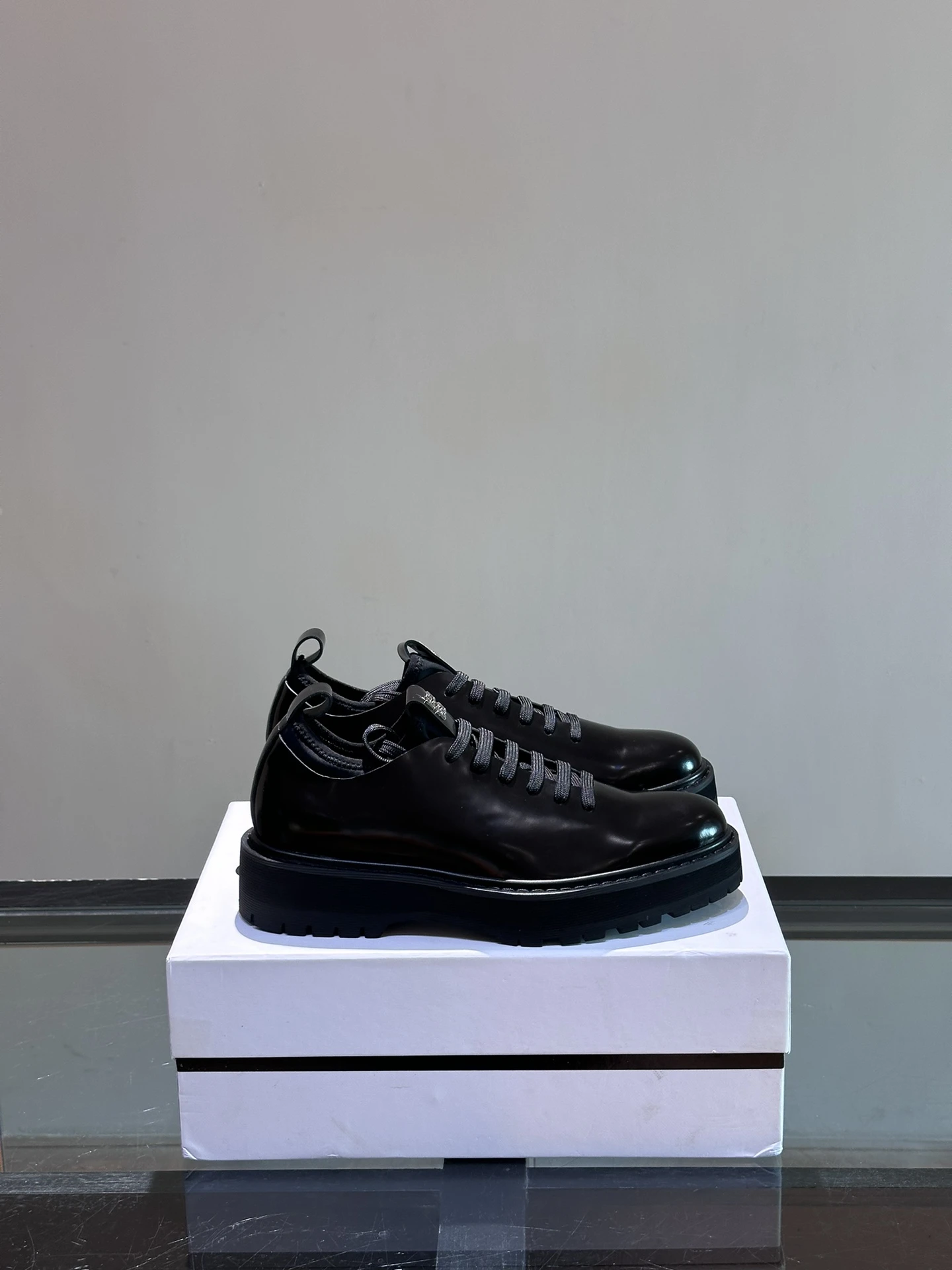 Givenchy Shoes — d2c314ba