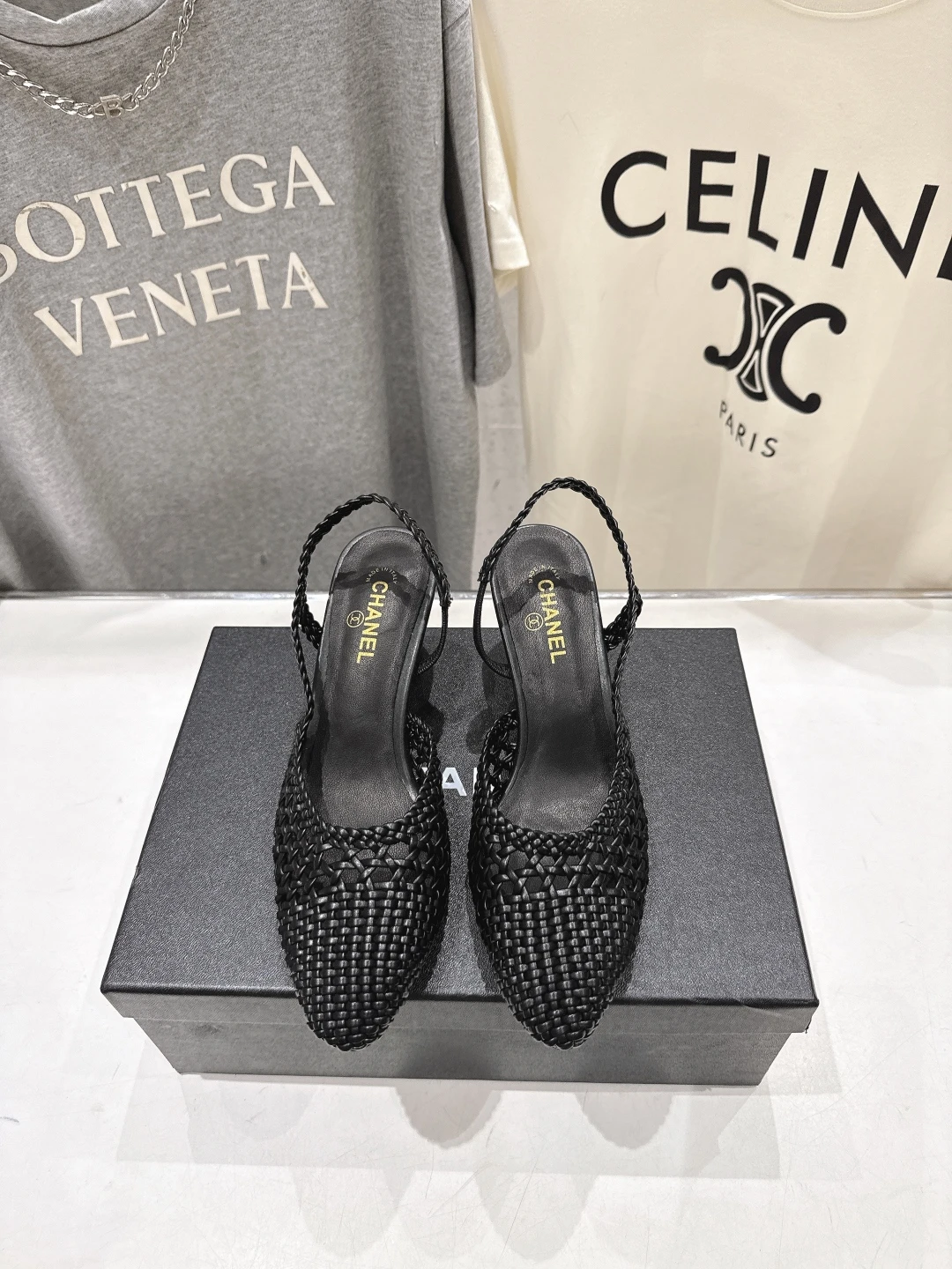Chanel Sandals — 72c71403