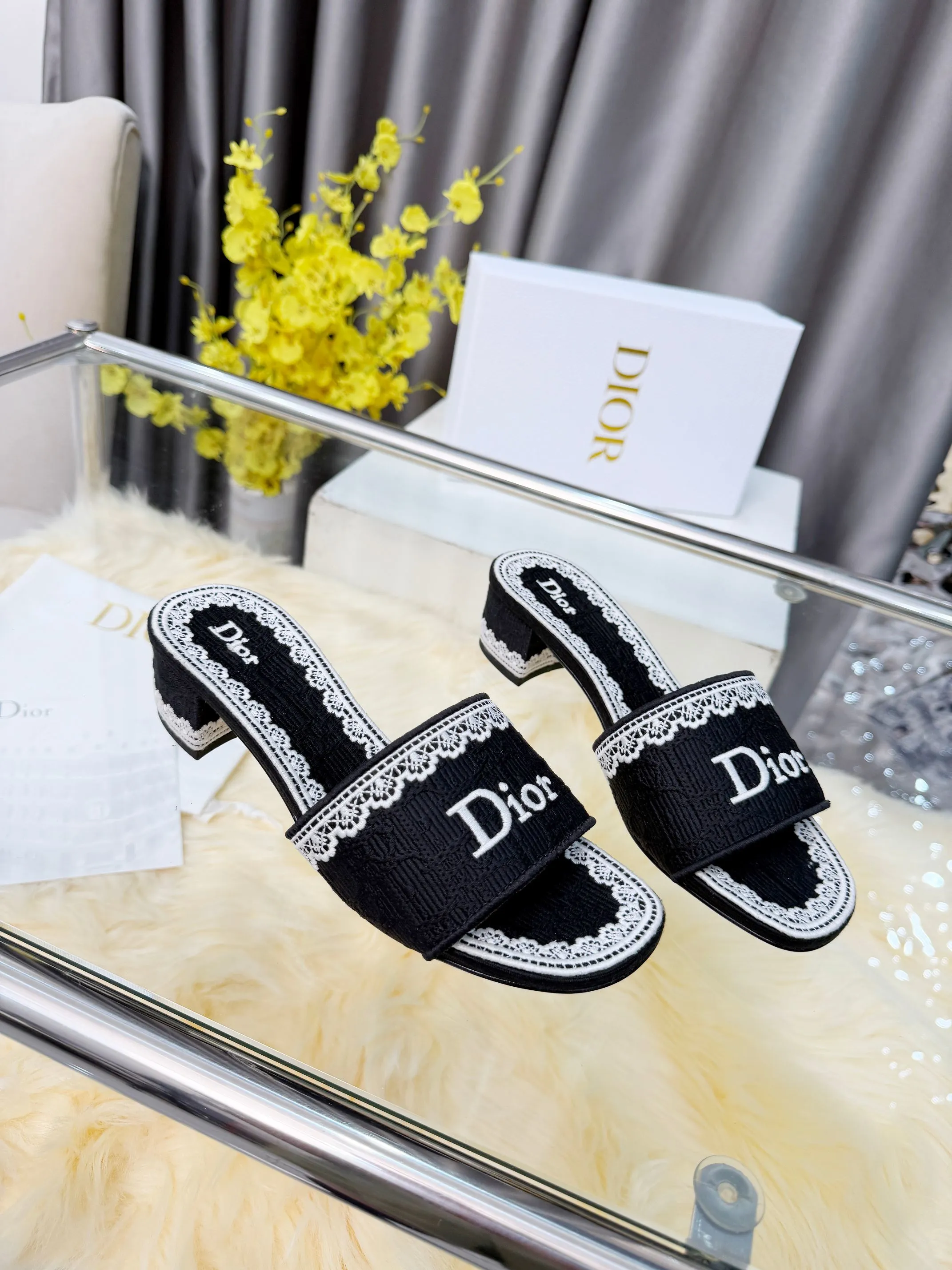 Dior Slippers — 60f58458