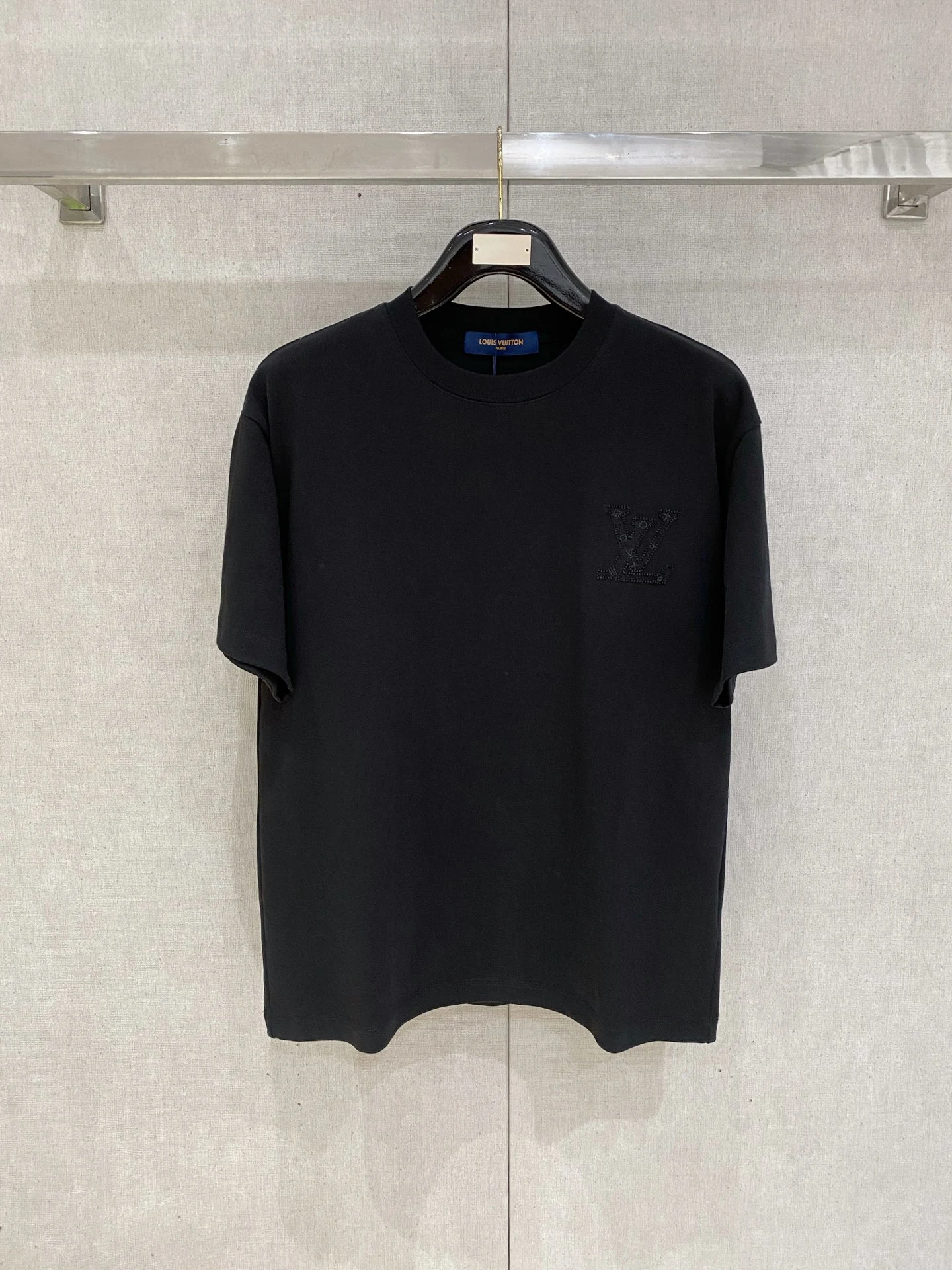 Louis Vuitton T-Shirt — a7d8cd9a