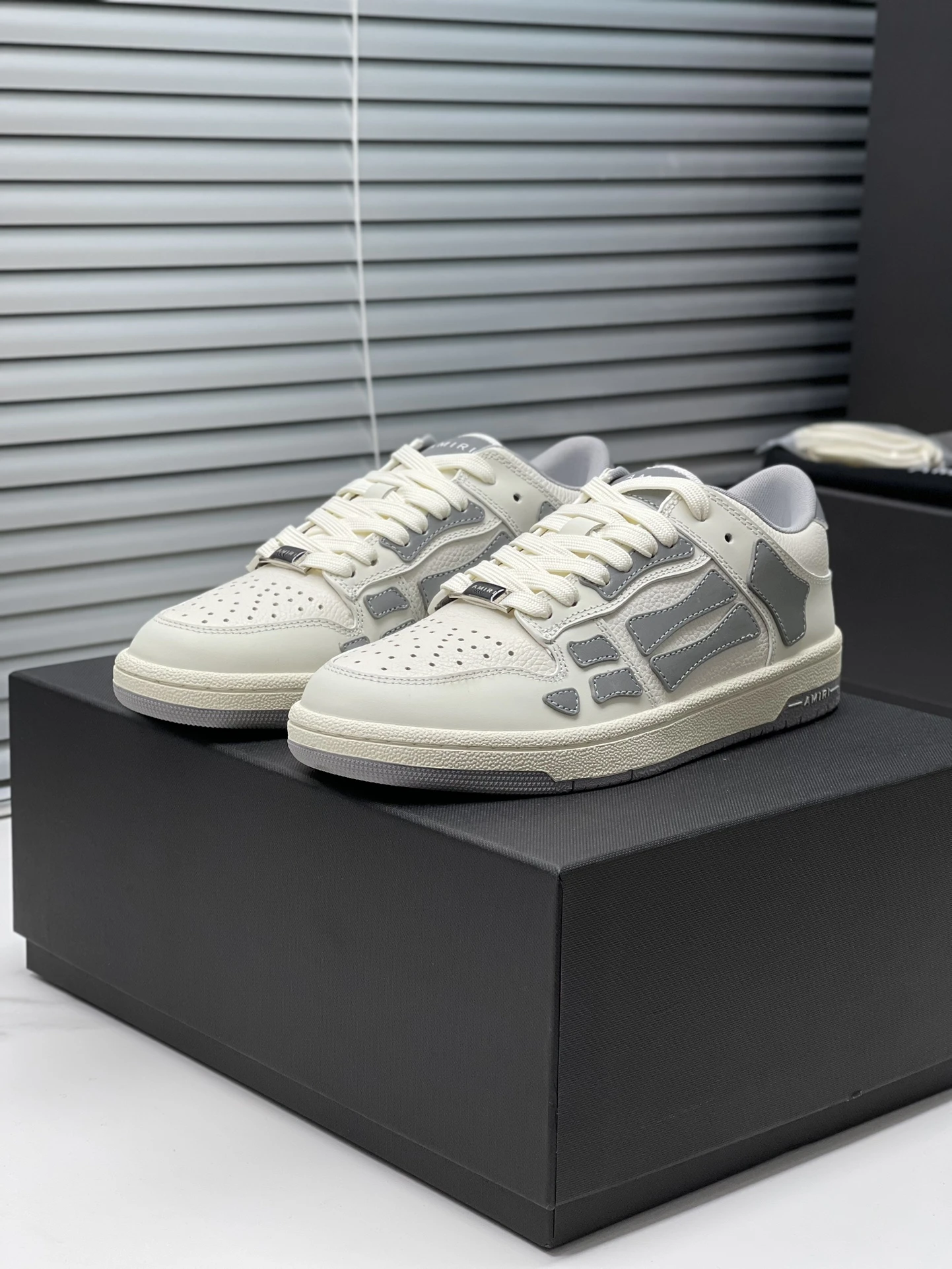 Amiri Sneakers — f8adfd3f