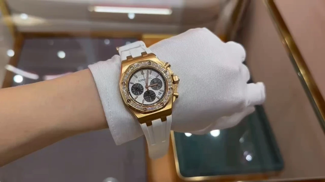 Audemars Piguet Watch — a4ee1499