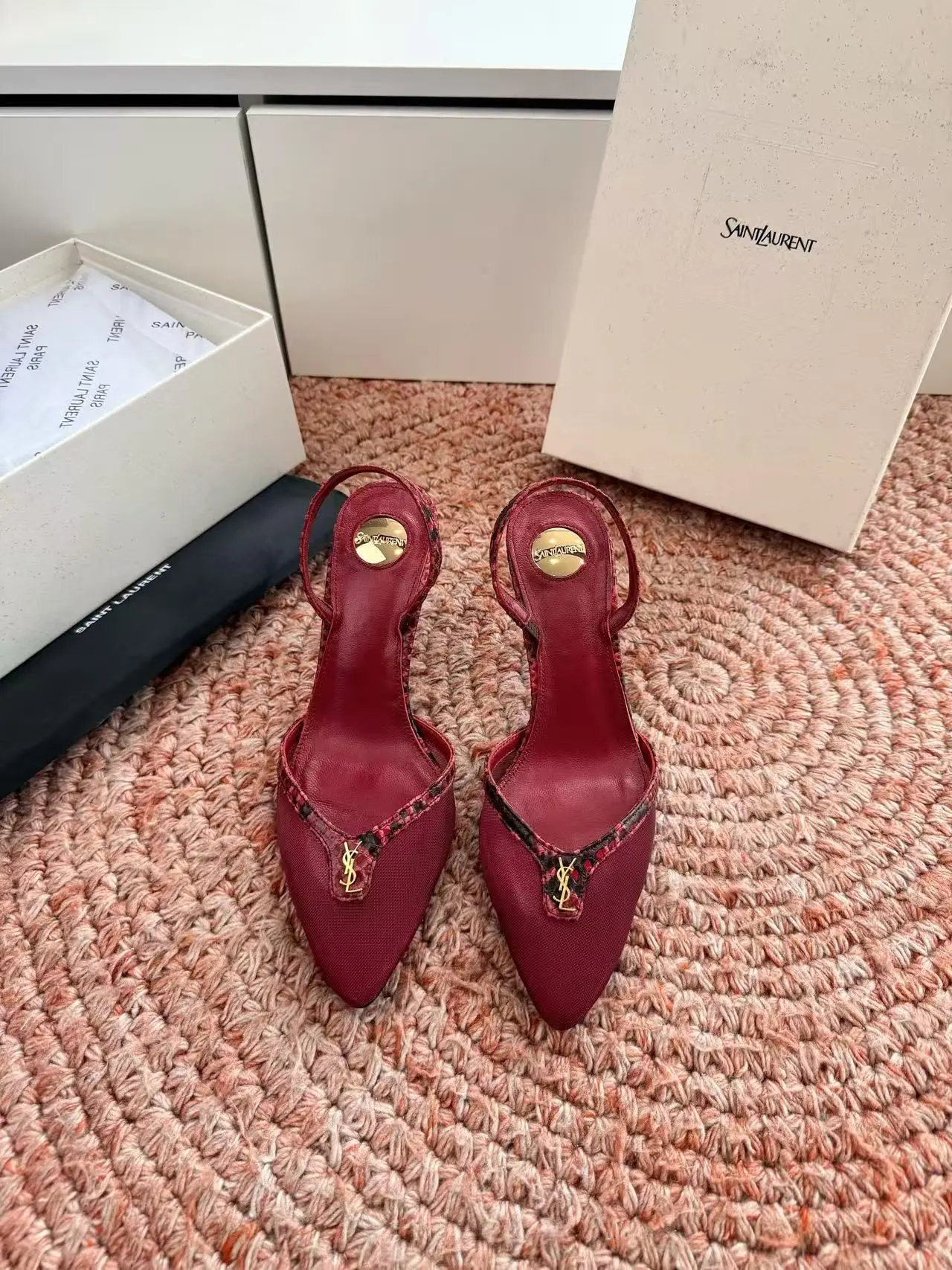 Saint Laurent Slippers — 9f7567aa