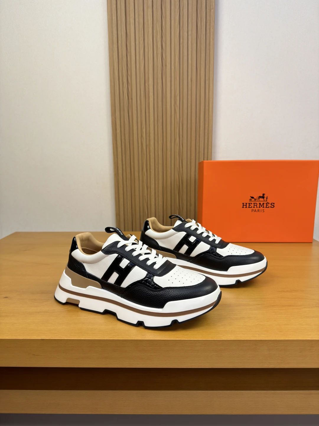 Hermès Sneakers — 22c675bf