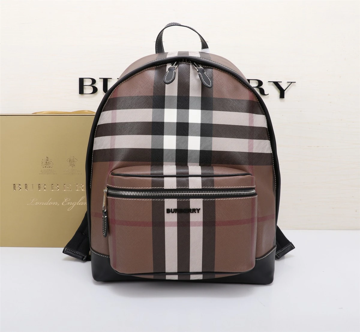 Burberry Bag — 5552c16c