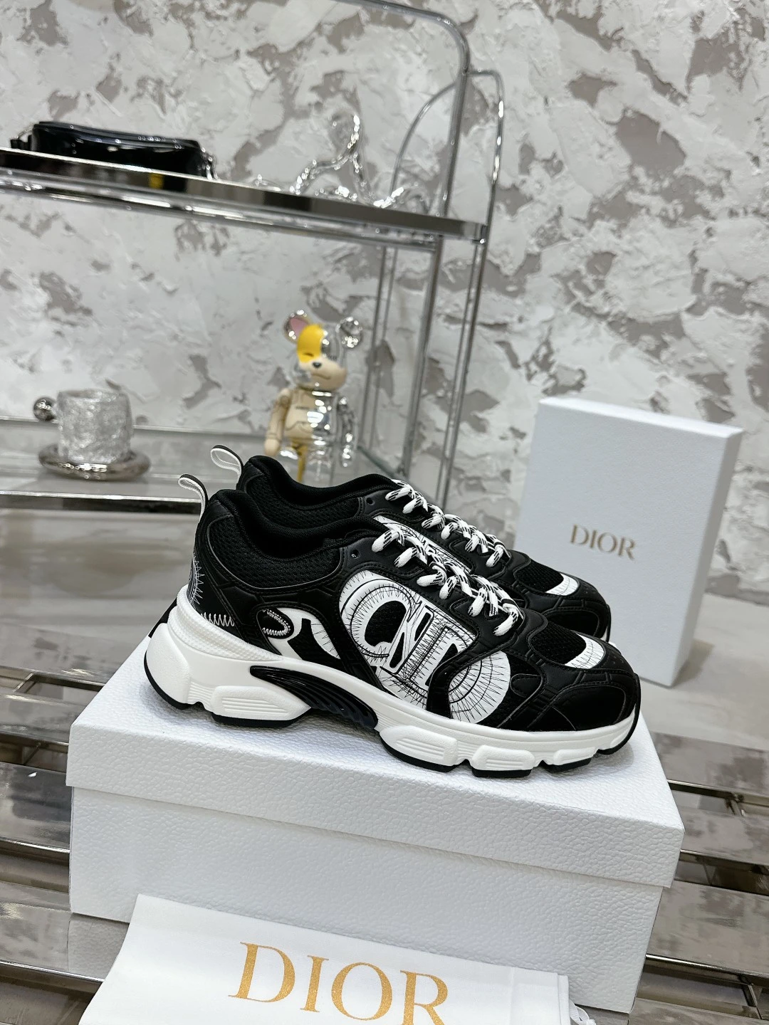 Dior Sneakers — 5823ff1e