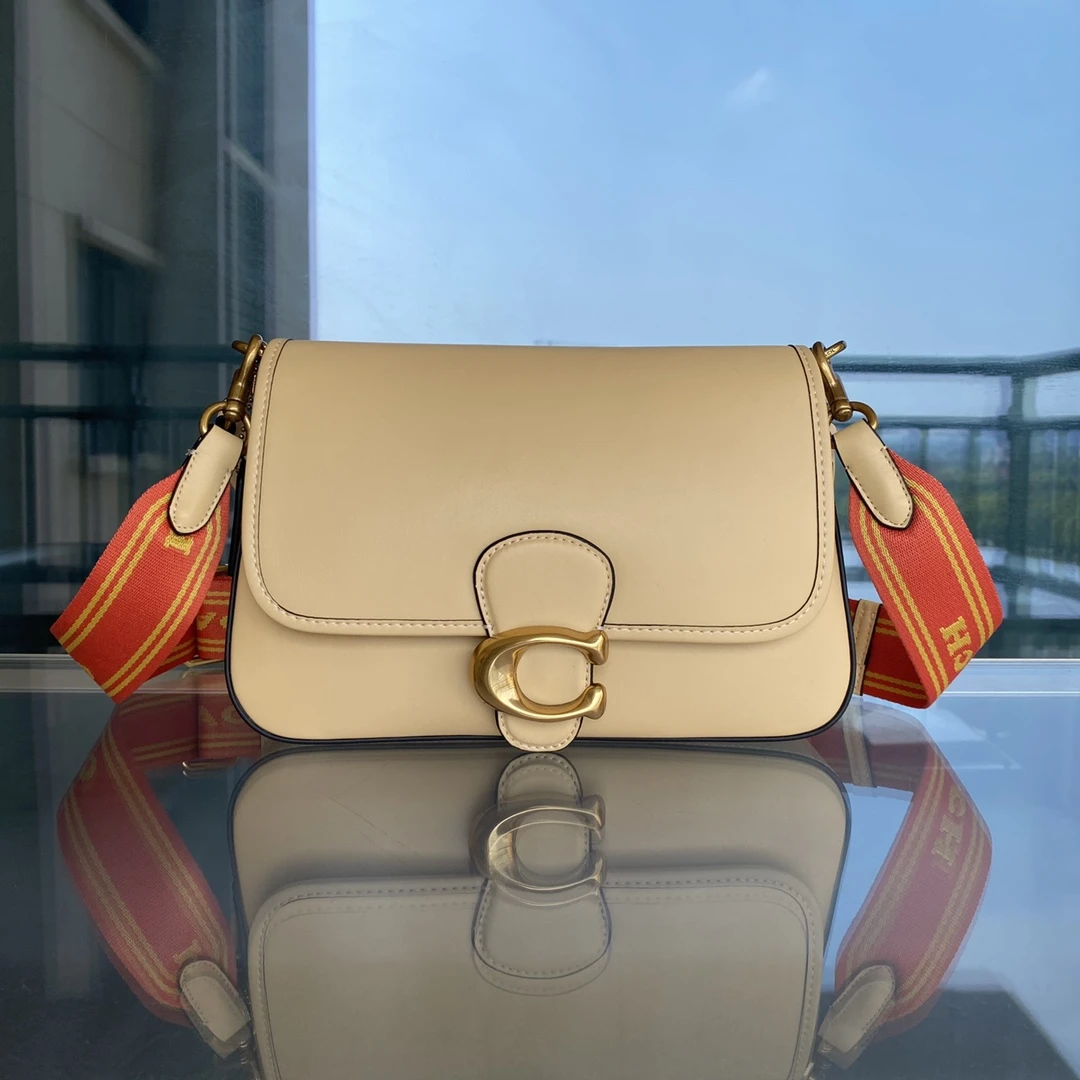 Coach Bag — 1b0d97ea