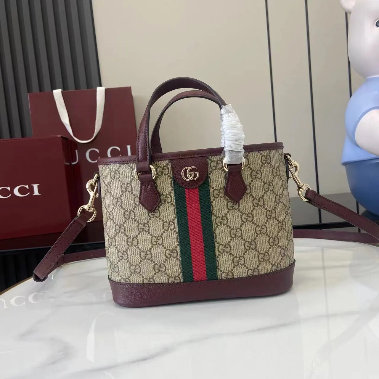Gucci Bag — 2fe2e0bb