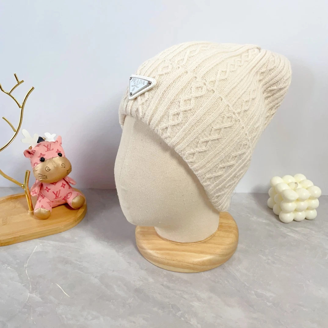 Prada Hat — 1590fd15