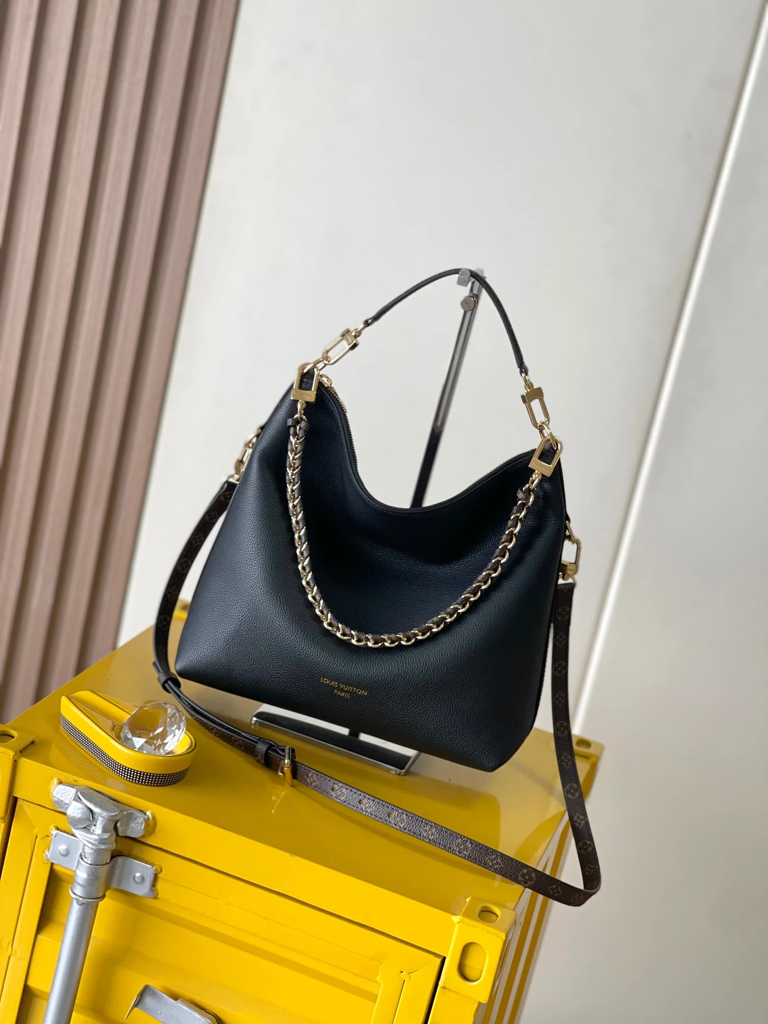 Louis Vuitton Bag — a409d01b