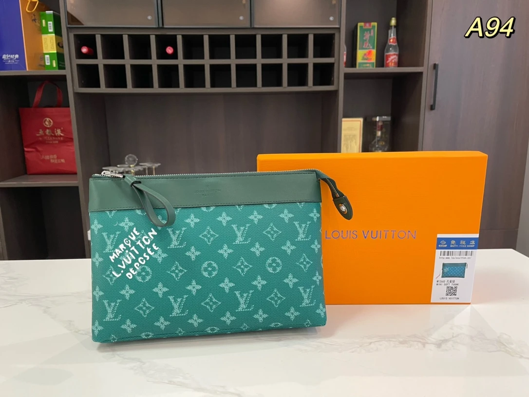 Louis Vuitton Bag — 3d5c3c72