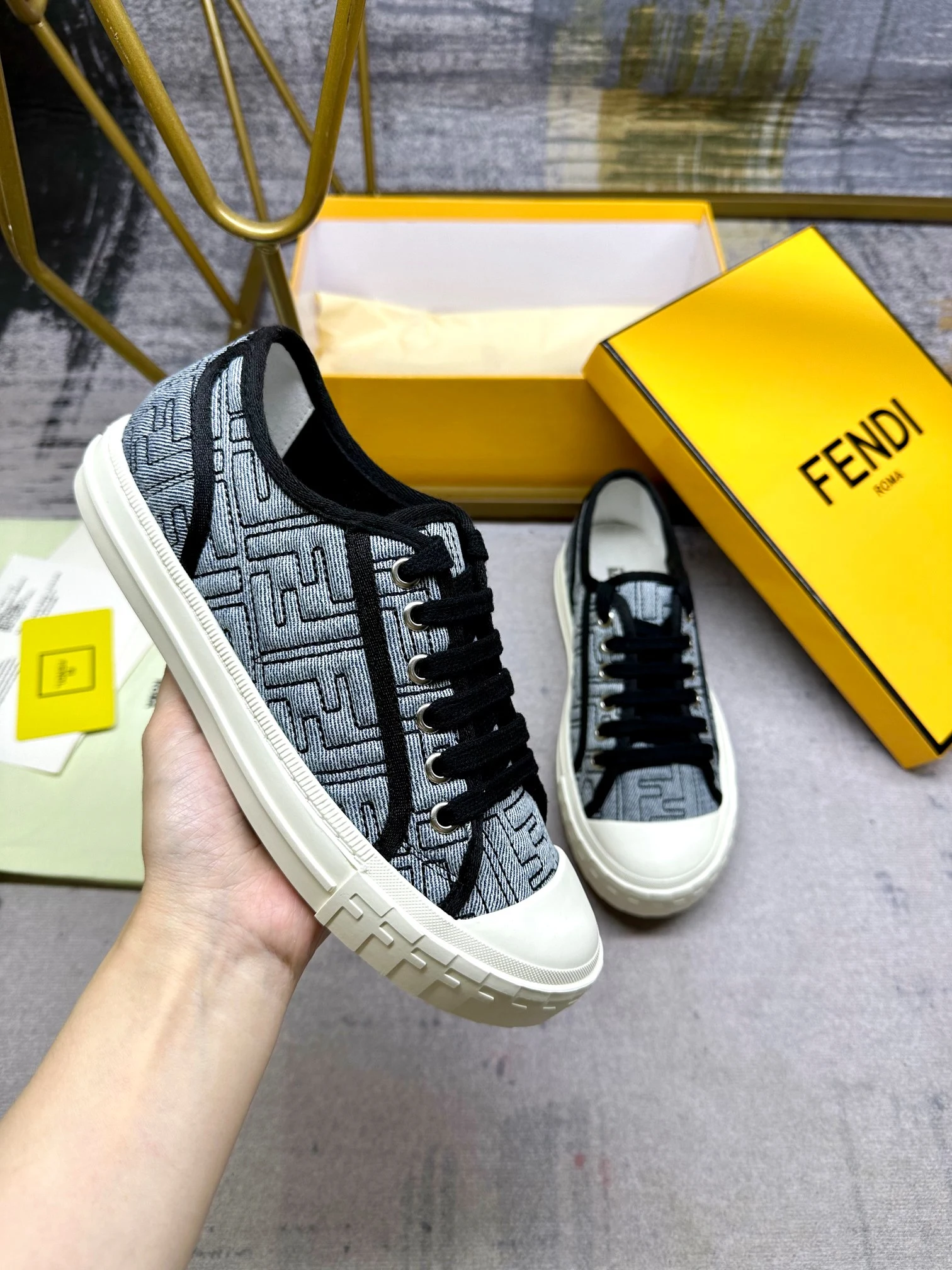 Fendi Sneakers — e702bd81
