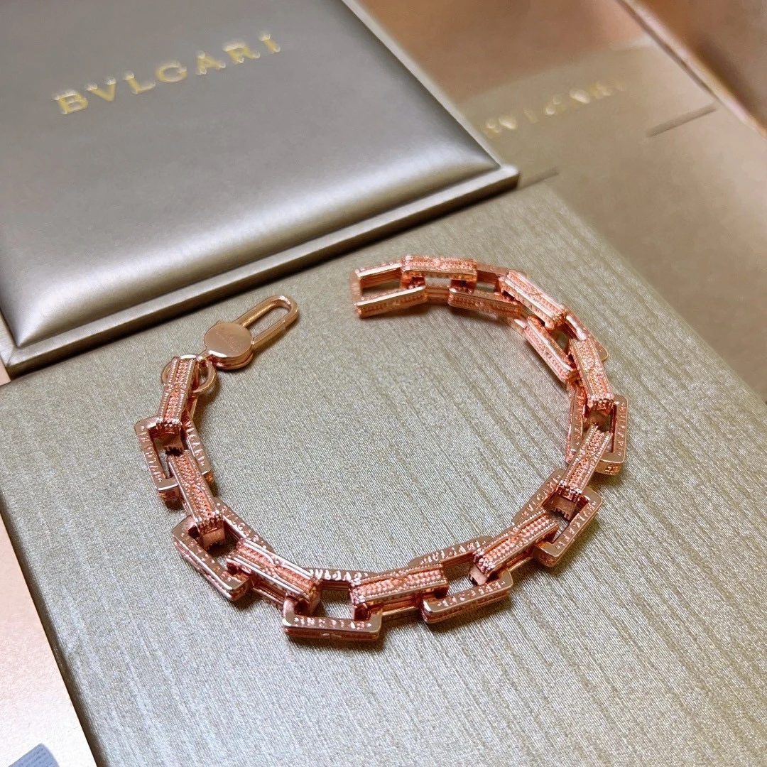 Bvlgari Jewellery — b7dad03a