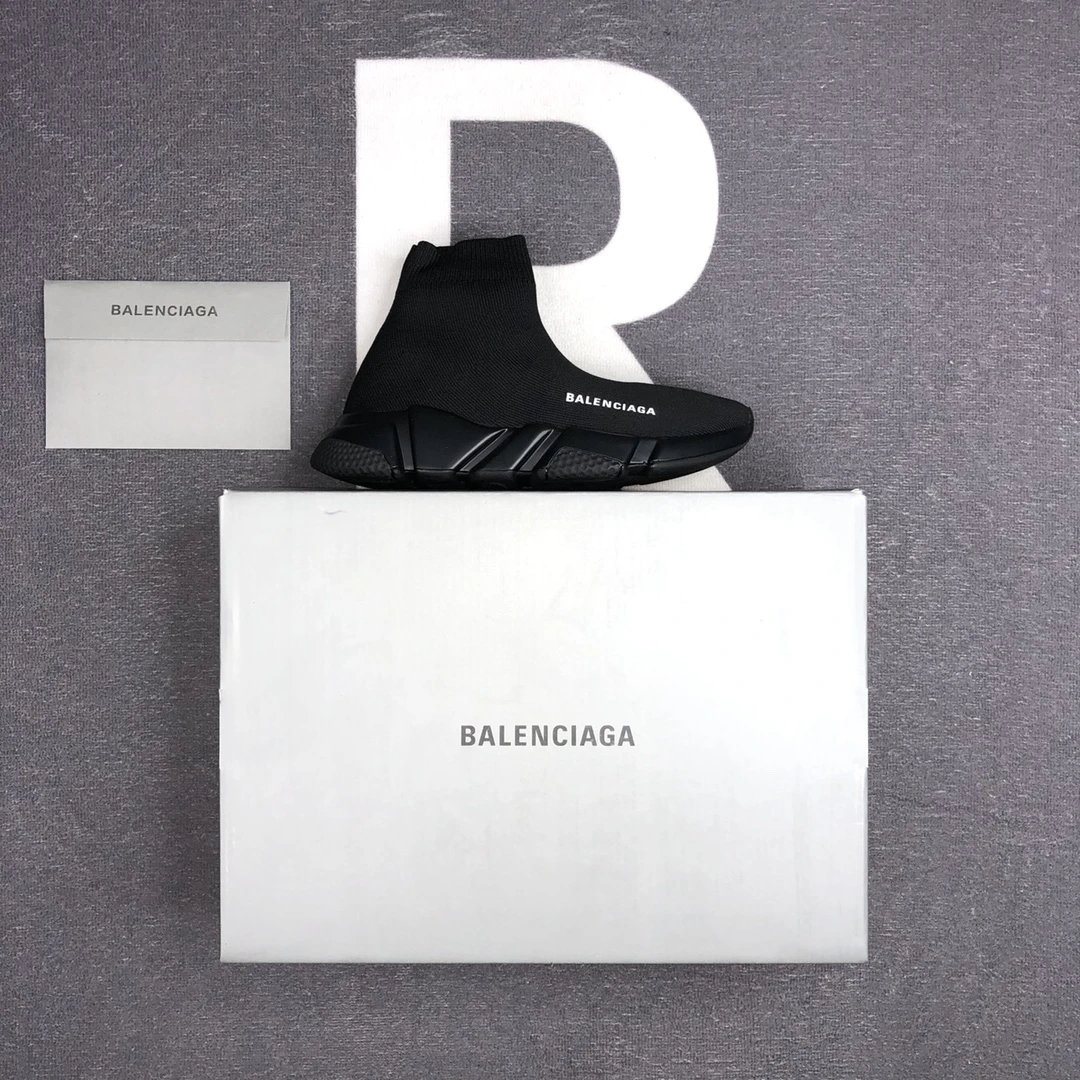Balenciaga Sneakers — f8727b2a