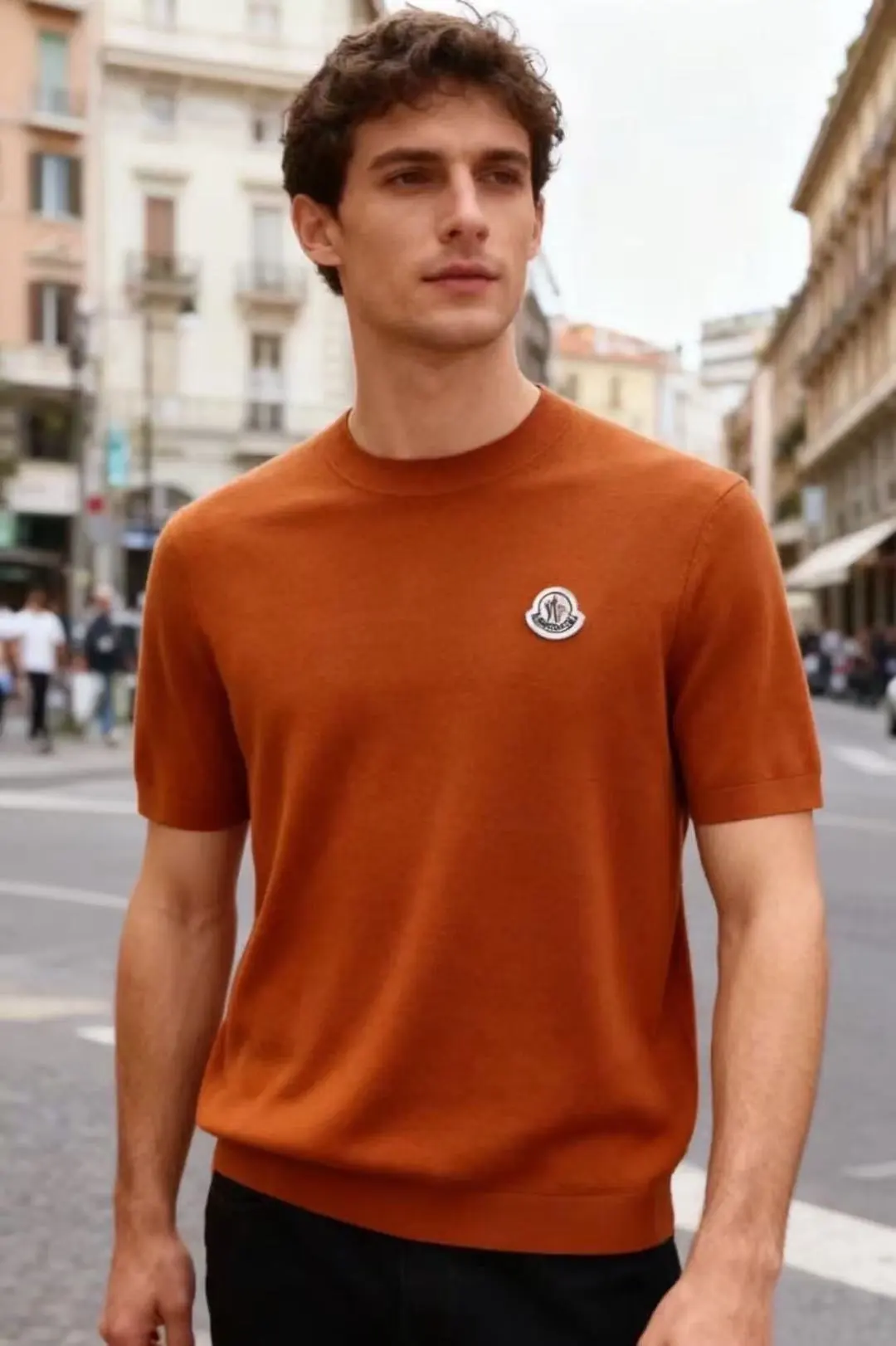 Moncler T-Shirt — f4f4abeb