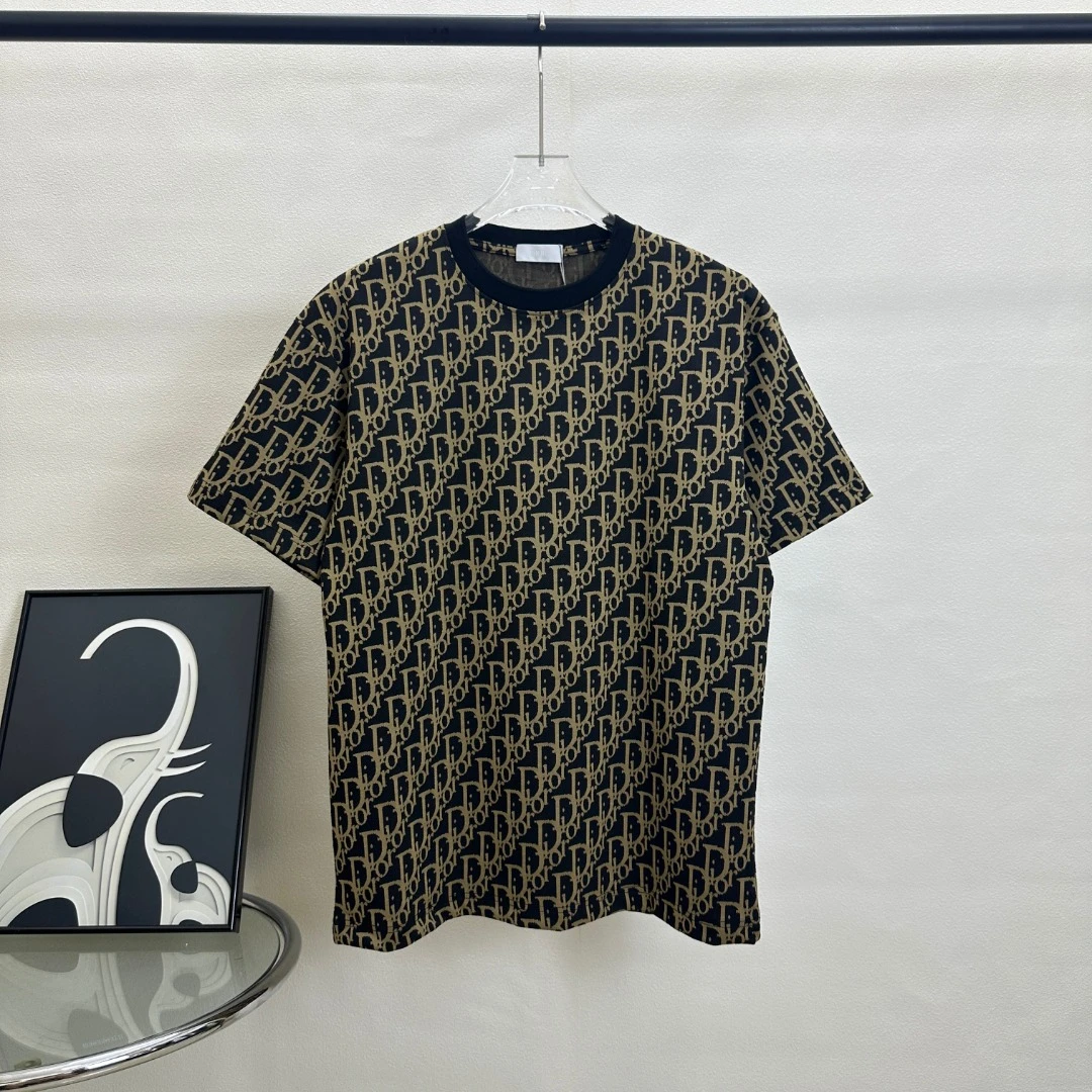 Dior T-Shirt — 8b3c0fbb