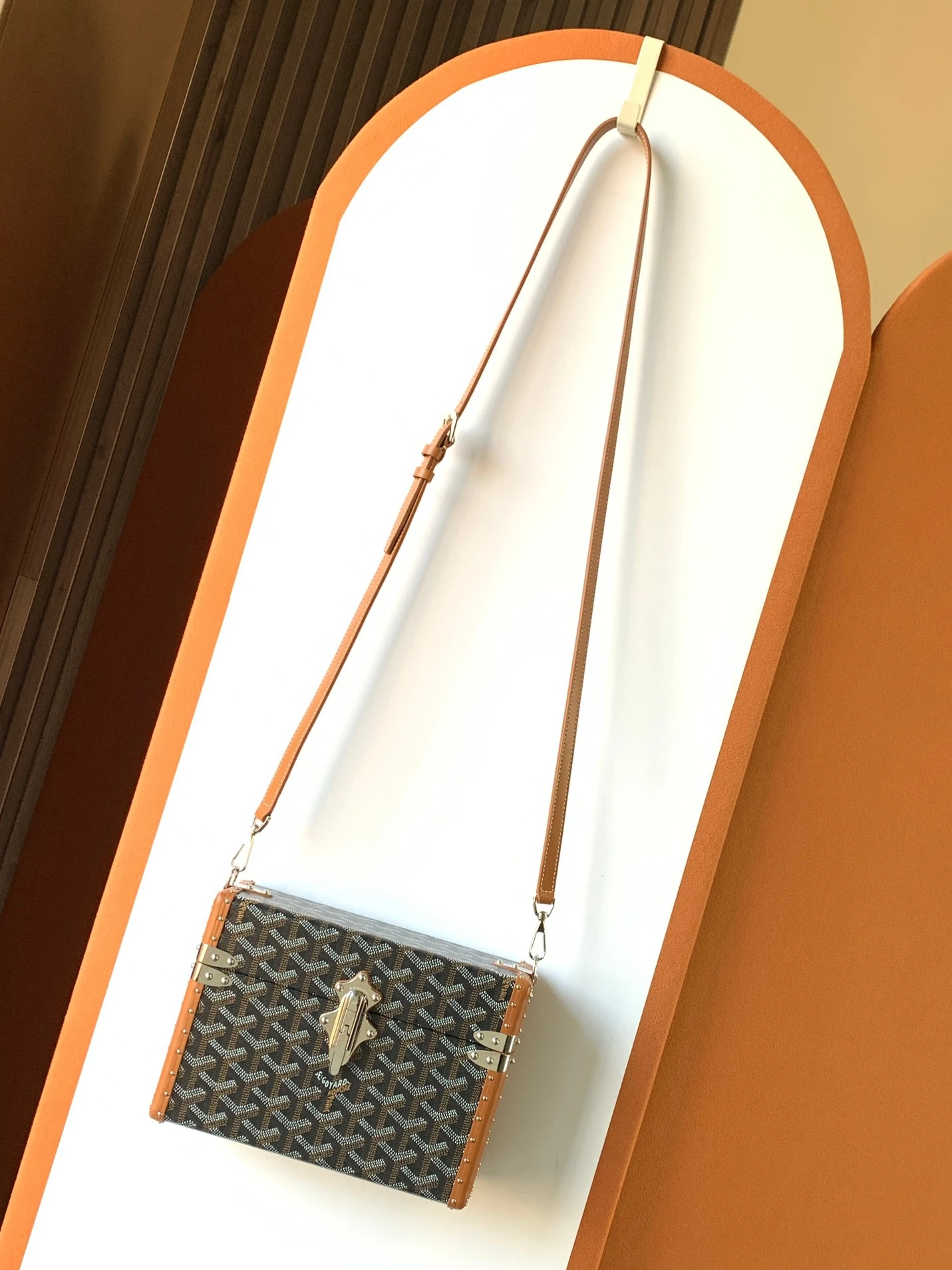 Goyard Crossbody Bags — fa8cf78a