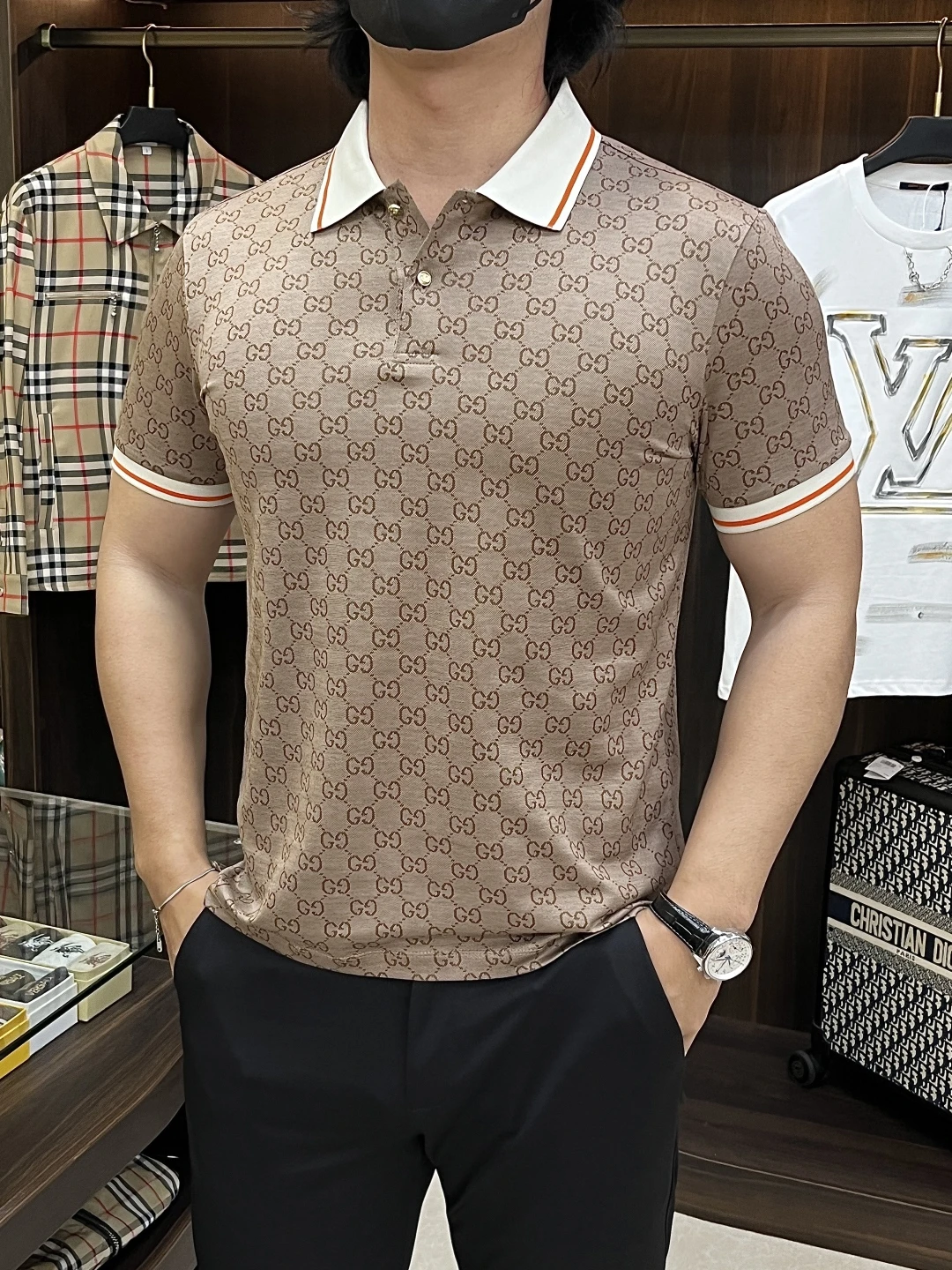 Gucci T-Shirt — 2c7e585c