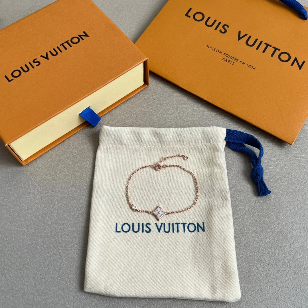 Louis Vuitton Bracelets — 69a708e3