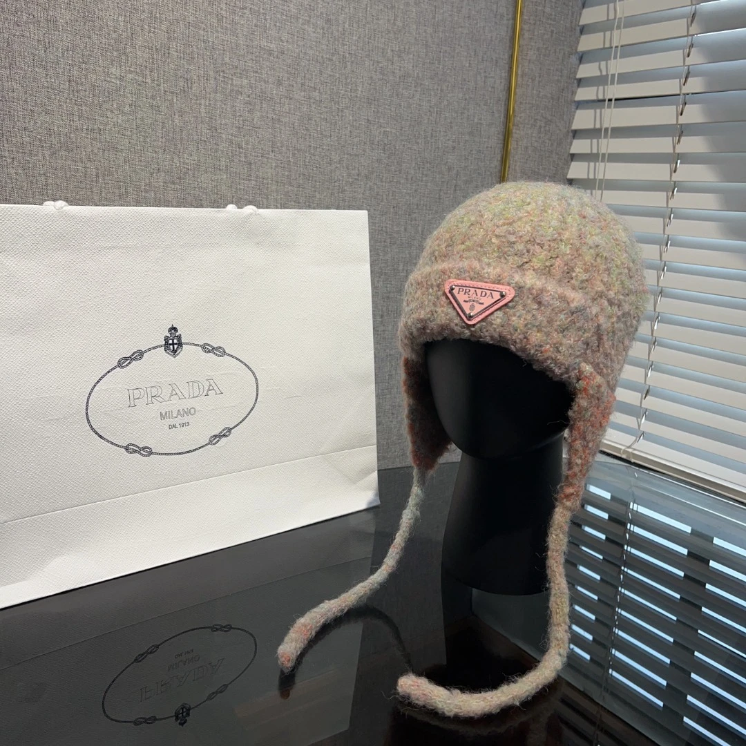 Prada Hat — b4e479f7