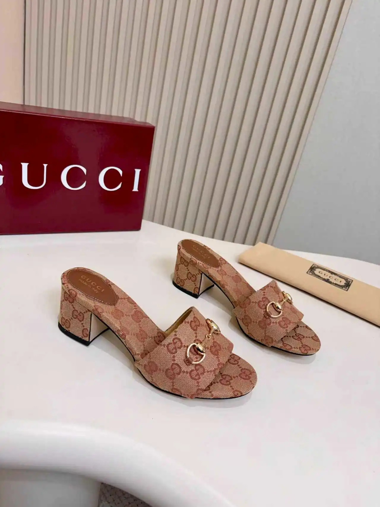 Gucci Shoes — c7b8b6d8