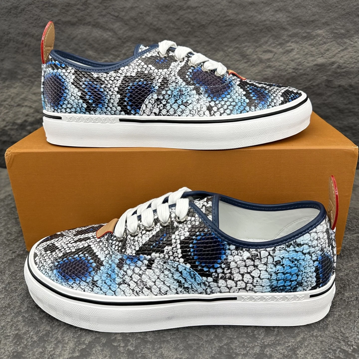 Louis Vuitton Sneakers — a36d3600