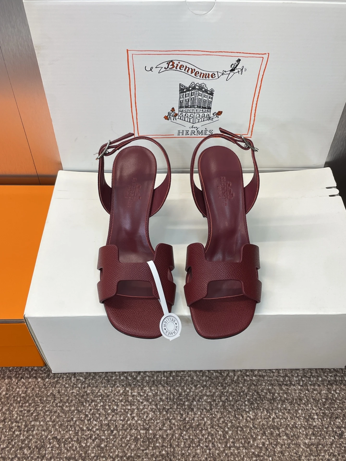 Hermès Sandals — da595493