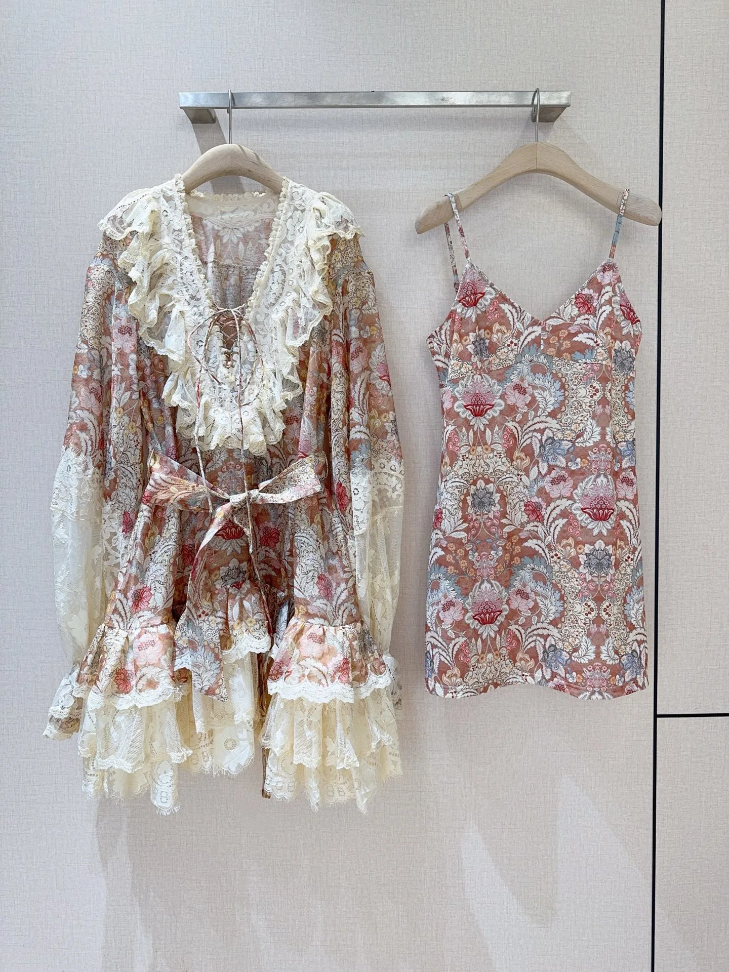 Dresses — be1a2145