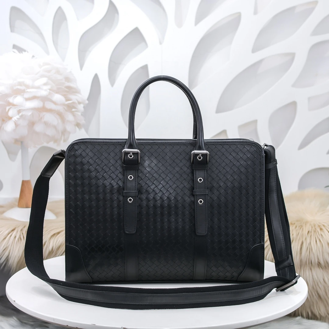 Bottega Veneta Bag — a8cc7d4e